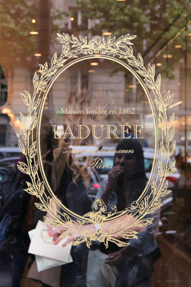 Travel Guide to Paris-laduree