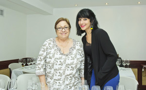Rosario Mariñez y Juana Diaz